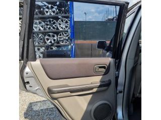 bontott NISSAN X-TRAIL I Bal hátsó Ajtó (Üres lemez)