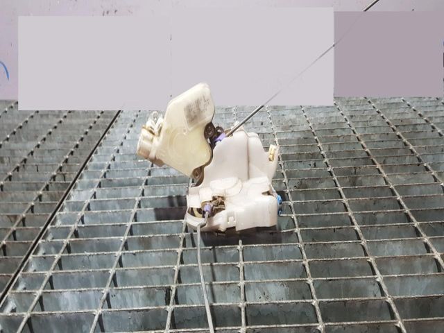 bontott NISSAN X-TRAIL I Bal hátsó Ajtózár