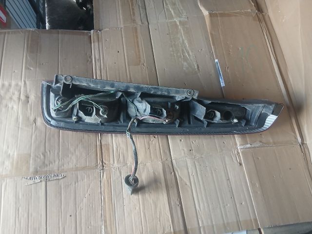 bontott NISSAN X-TRAIL I Bal Hátsó Lámpa