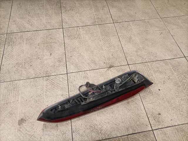 bontott NISSAN X-TRAIL I Bal Hátsó Lámpa