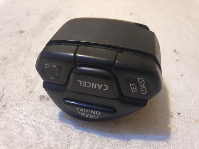 bontott NISSAN X-TRAIL I Bal Multikormány Kapcsoló