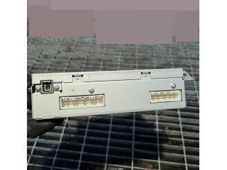 bontott NISSAN X-TRAIL I CD / DVD Tár