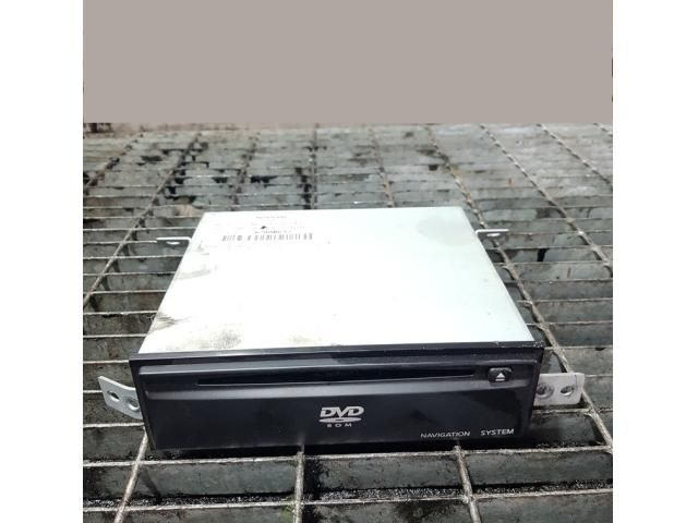 bontott NISSAN X-TRAIL I CD / DVD Tár