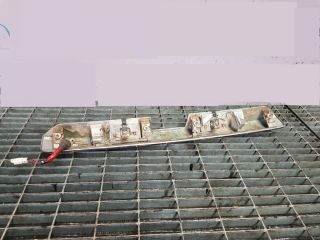 bontott NISSAN X-TRAIL I Csomagtérajtó Kilincs