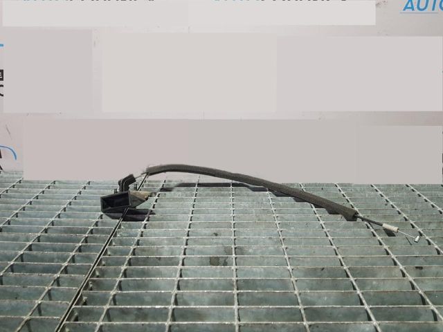 bontott NISSAN X-TRAIL I Csomagtérajtó Kilincs