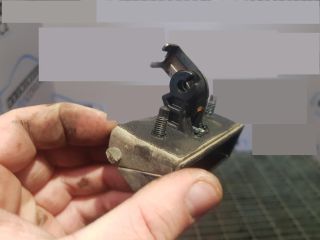 bontott NISSAN X-TRAIL I Csomagtérajtó Kilincs