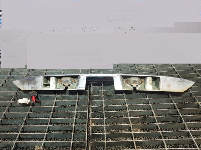 bontott NISSAN X-TRAIL I Csomagtérajtó Kilincs