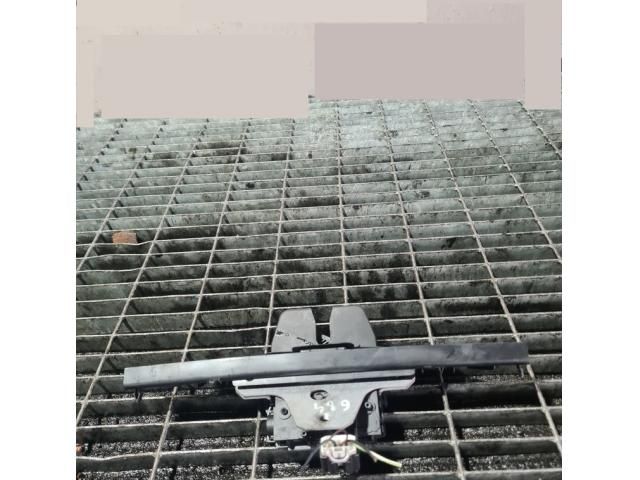 bontott NISSAN X-TRAIL I Csomagtérajtó Zárszerkezet