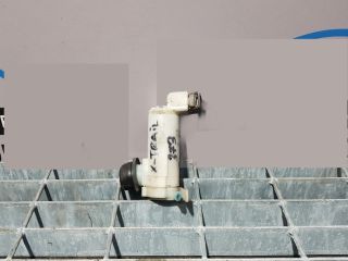 bontott NISSAN X-TRAIL I Első Ablakmosó Szivattyú