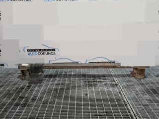 bontott NISSAN X-TRAIL I Első Lökhárító Merevítő (Fém)