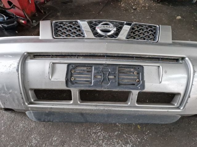 bontott NISSAN X-TRAIL I Első Lökhárító (Részeivel)