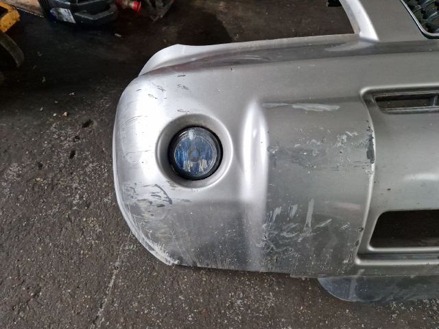 bontott NISSAN X-TRAIL I Első Lökhárító (Részeivel)