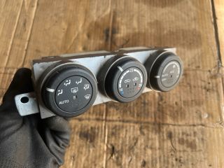 bontott NISSAN X-TRAIL I Fűtéskapcsoló (manuális klímás)