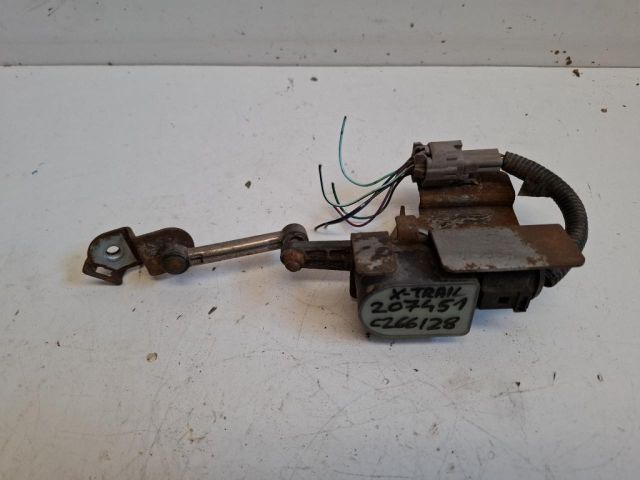 bontott NISSAN X-TRAIL I Hátsó Xenon Szintszabályzó Jeladó