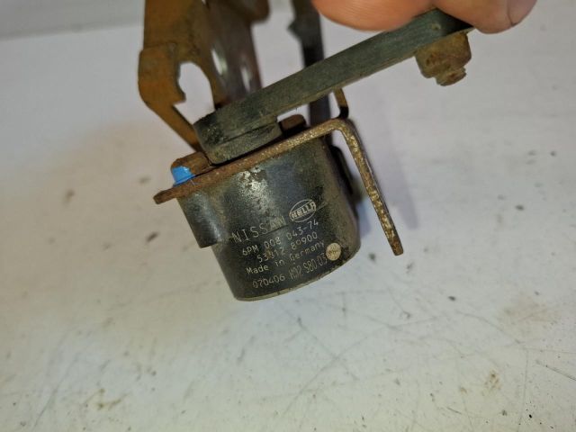 bontott NISSAN X-TRAIL I Hátsó Xenon Szintszabályzó Jeladó