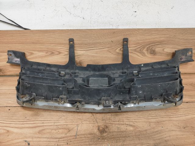 bontott NISSAN X-TRAIL I Hűtőrács