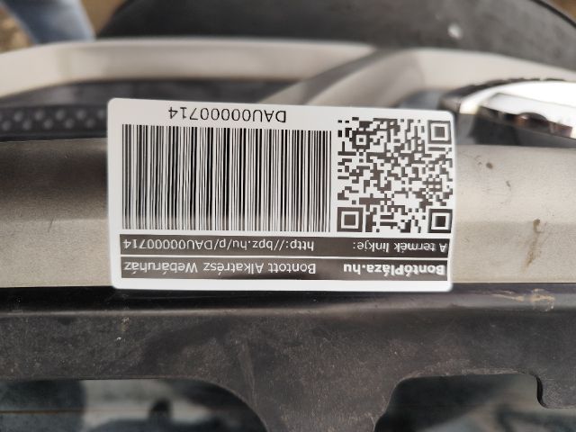 bontott NISSAN X-TRAIL I Hűtőrács