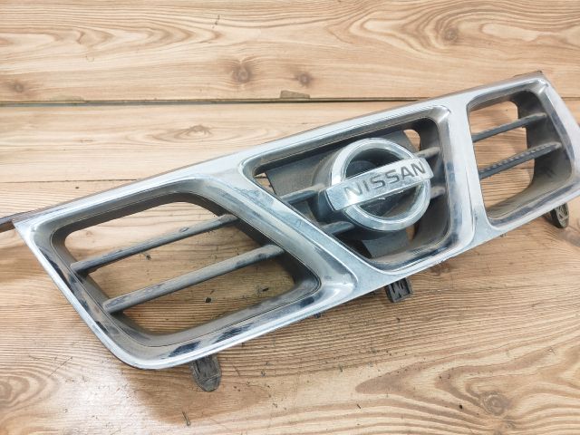 bontott NISSAN X-TRAIL I Hűtőrács