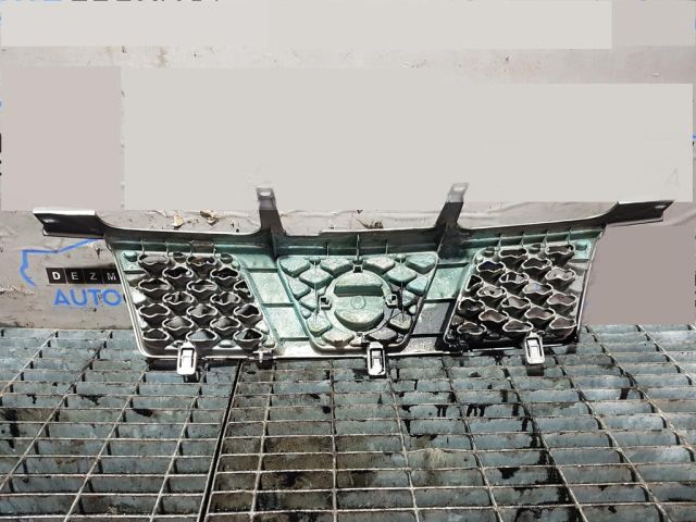 bontott NISSAN X-TRAIL I Hűtőrács