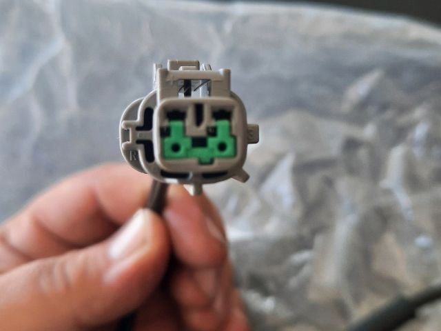 bontott NISSAN X-TRAIL I Jobb első ABS Jeladó