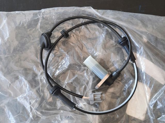 bontott NISSAN X-TRAIL I Jobb első ABS Jeladó