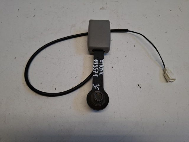 bontott NISSAN X-TRAIL I Jobb első Biztonsági Öv Csat