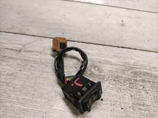 bontott NISSAN X-TRAIL I Jobb első Ülésfűtés Kapcsoló