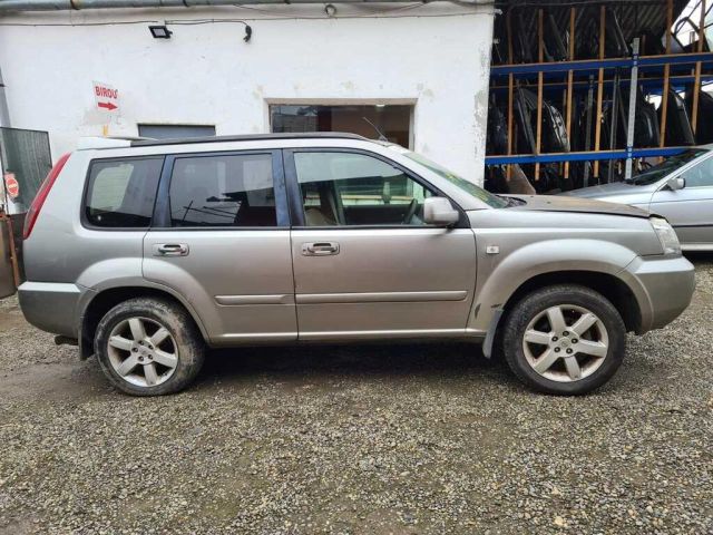 bontott NISSAN X-TRAIL I Jobb hátsó Ajtó (Üres lemez)