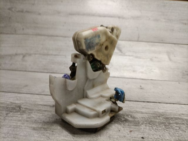 bontott NISSAN X-TRAIL I Jobb hátsó Ajtózár