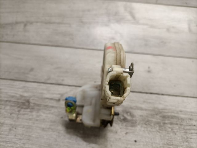 bontott NISSAN X-TRAIL I Jobb hátsó Ajtózár