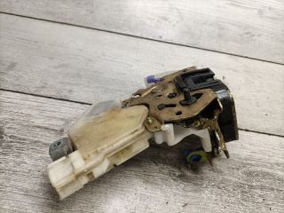 bontott NISSAN X-TRAIL I Jobb hátsó Ajtózár