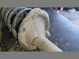 bontott NISSAN X-TRAIL I Jobb hátsó Gólyaláb (Lengécsillapító, Rugó)