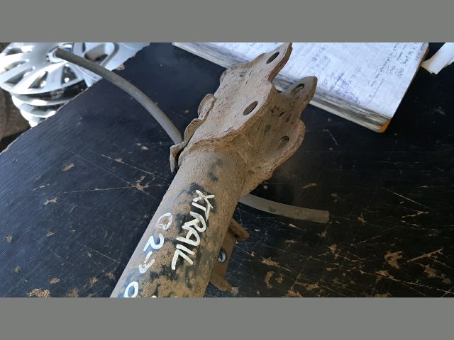 bontott NISSAN X-TRAIL I Jobb hátsó Gólyaláb (Lengécsillapító, Rugó)