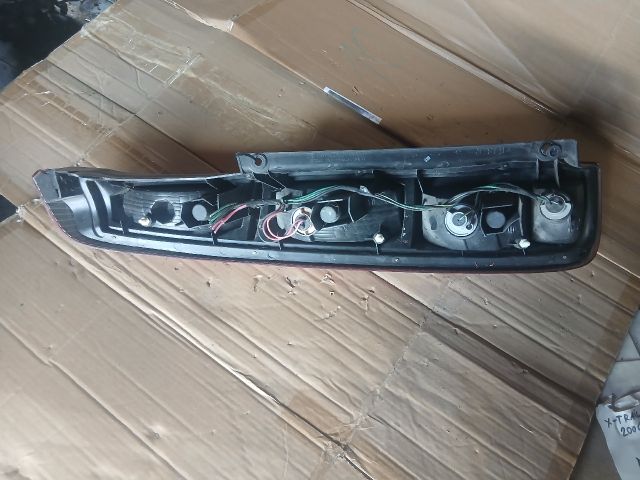 bontott NISSAN X-TRAIL I Jobb Hátsó Lámpa