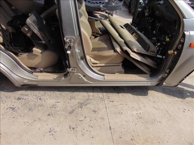 bontott NISSAN X-TRAIL I Jobb Küszöb