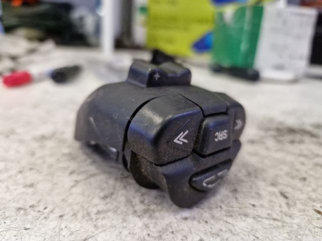 bontott NISSAN X-TRAIL I Jobb Multikormány Kapcsoló