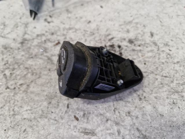 bontott NISSAN X-TRAIL I Jobb Multikormány Kapcsoló