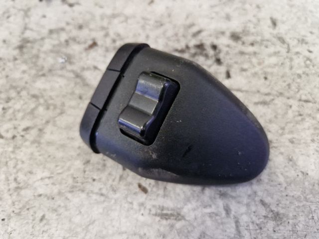 bontott NISSAN X-TRAIL I Jobb Multikormány Kapcsoló