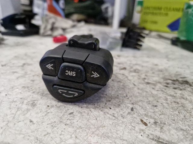 bontott NISSAN X-TRAIL I Jobb Multikormány Kapcsoló