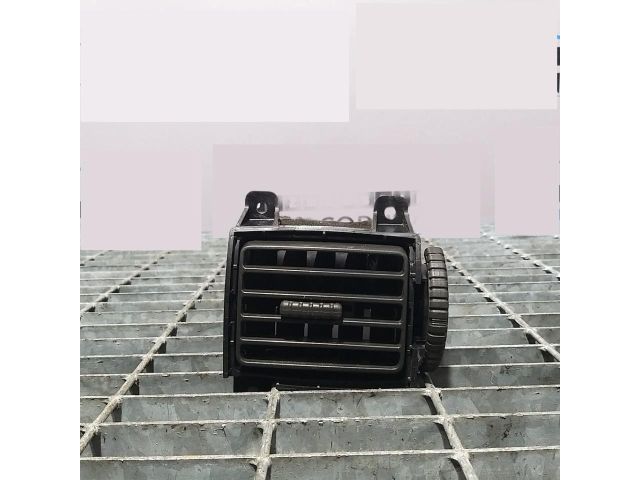 bontott NISSAN X-TRAIL I Jobb Szellőző