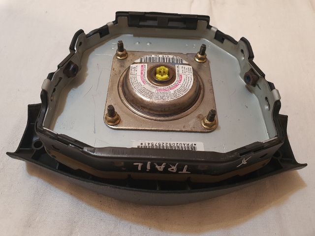 bontott NISSAN X-TRAIL I Kormánylégzsák