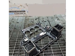 bontott NISSAN X-TRAIL I Középső Szellőző