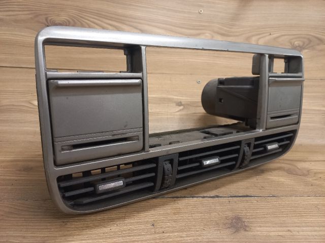 bontott NISSAN X-TRAIL I Középső Szellőző