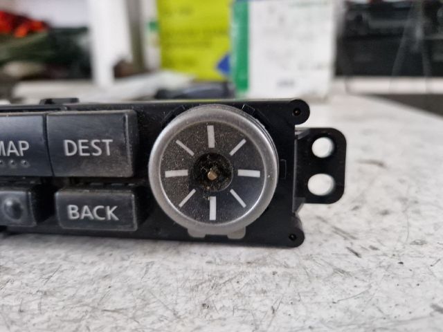 bontott NISSAN X-TRAIL I Multimédia Vezérlő