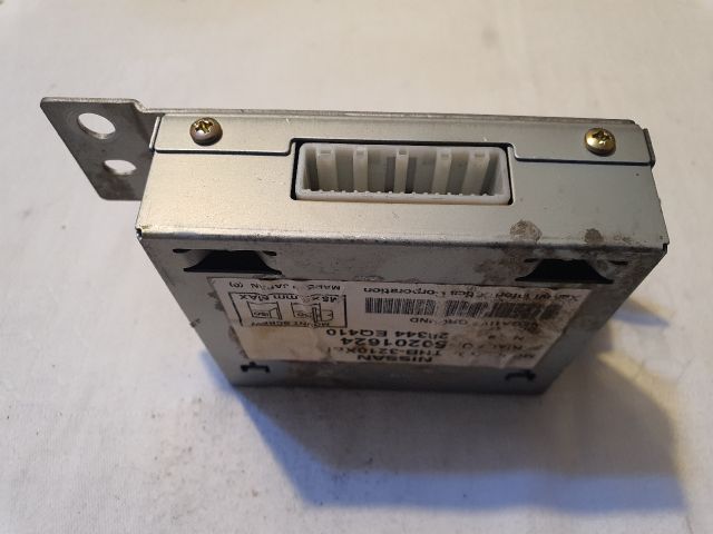 bontott NISSAN X-TRAIL I Navigáció Elektronika