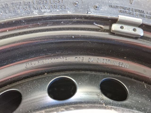 bontott NISSAN X-TRAIL I Pótkerék