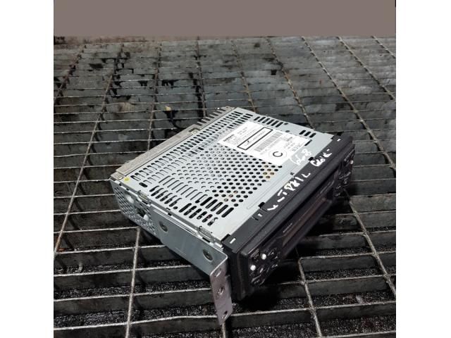 bontott NISSAN X-TRAIL I Rádió / CD