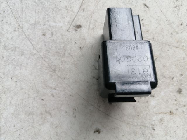 bontott NISSAN X-TRAIL I Relé