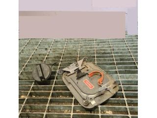 bontott NISSAN X-TRAIL I Tankajtó