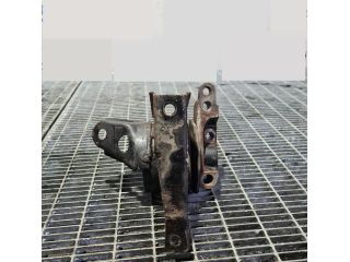 bontott NISSAN X-TRAIL I Tartó Bak